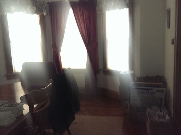 3rd image of 508 W 11th St