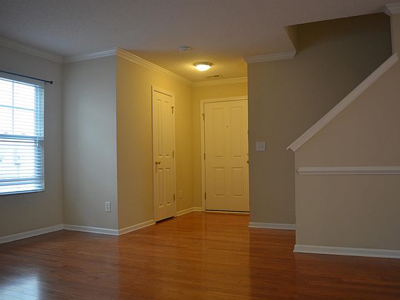 2nd image of 411 Ganyard Farm Way