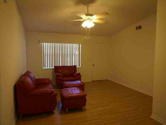 4th image of 307 E Pearl St