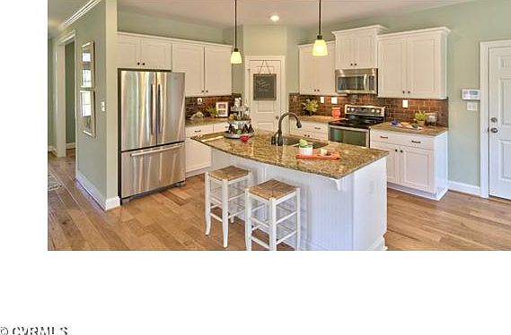 2nd image of 1 Oakrise Ln