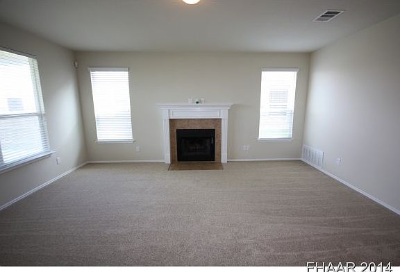 3rd image of 5102 Willamette Ln