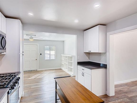 4th image of 9646 1/2 Petite Ln