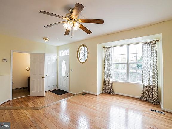 3rd image of 17701 Meadow Vista Way