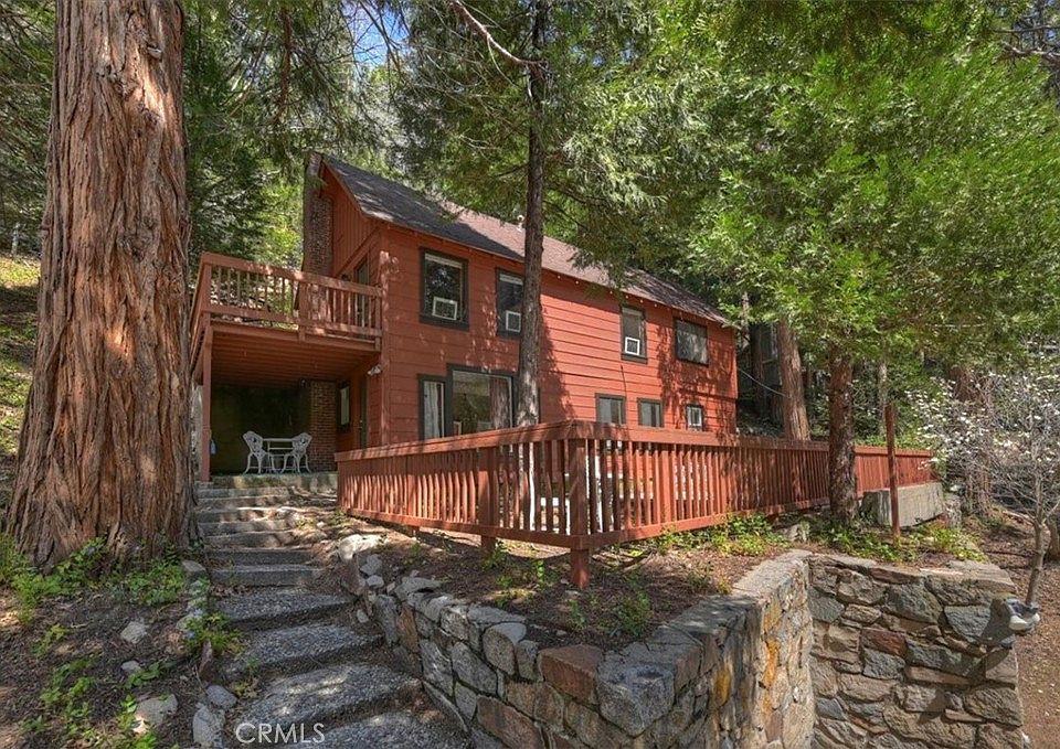 1st image of 425 Blue Jay Canyon Rd