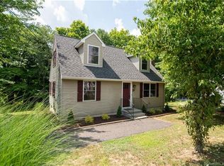 29 Harris Ave, Brooklyn, CT 06234