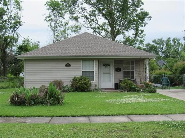 1011 Live Oak St, Lake Charles, LA 70601