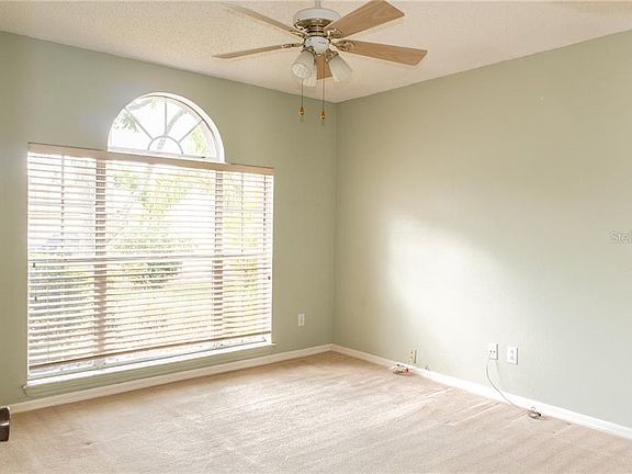 4th image of 4715 Hunts Ct