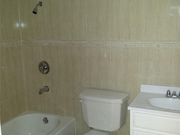 5th image of 13036 147th St