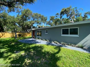 122 Cedar Ave, Cocoa Beach, FL 32931