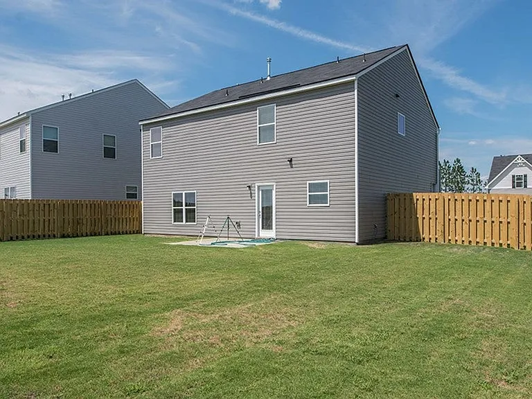 308 Geranium St — Photo 13
