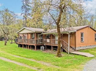 360 Lamont Way, Cave Junction, OR 97523