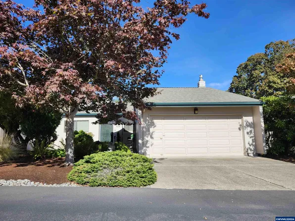 638 Salem Heights Ave S, Salem, OR 97302