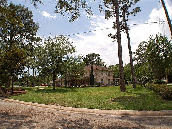 2nd image of 3985 Montalvo