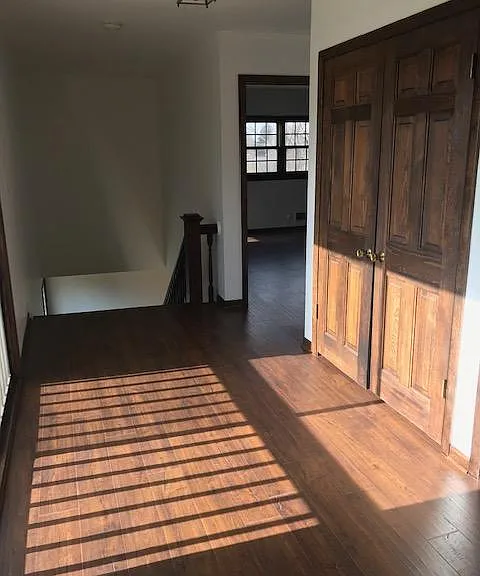 691 W Everett Rd — Photo 24