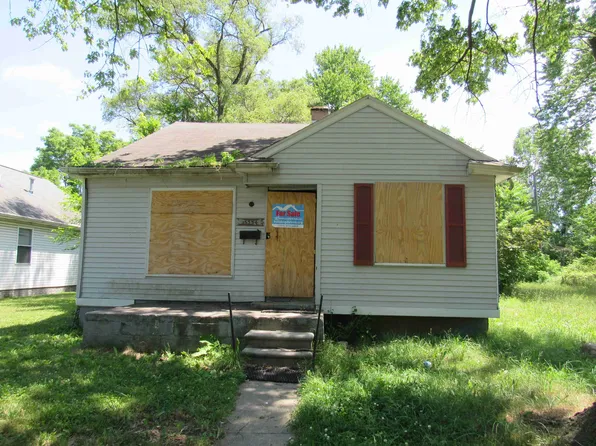 15334 Chapel St, Detroit, MI 48223