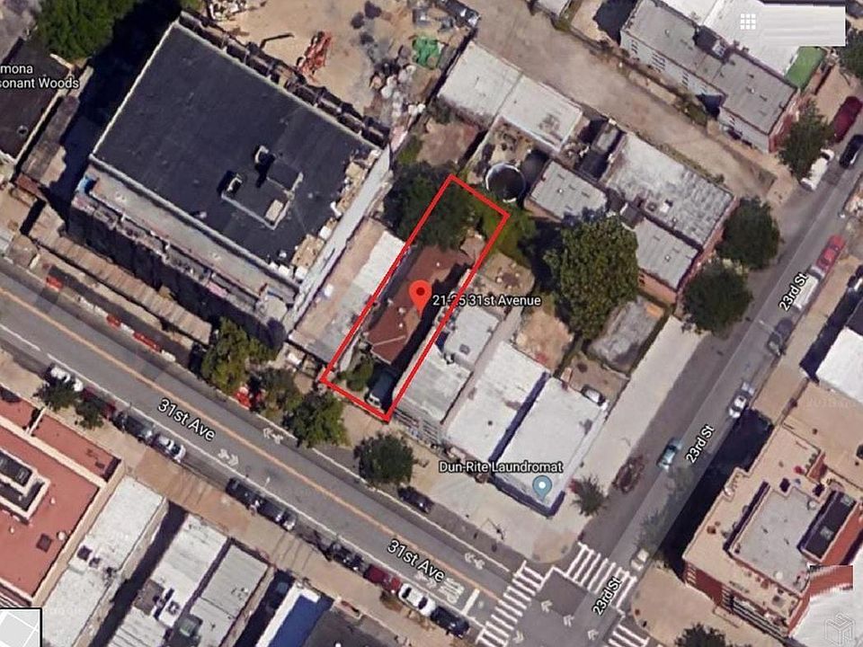 2nd image of 2125 31st Ave