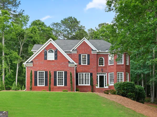 240 Longmead Dr, Fayetteville, GA 30215