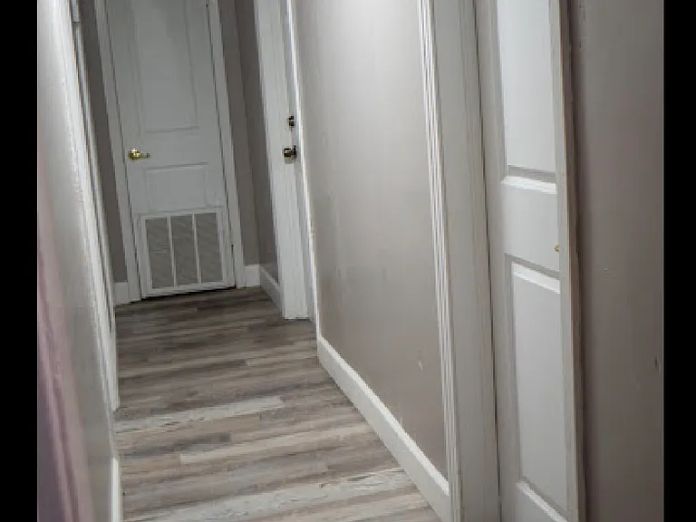 5820 Wolf Rd — Photo 10