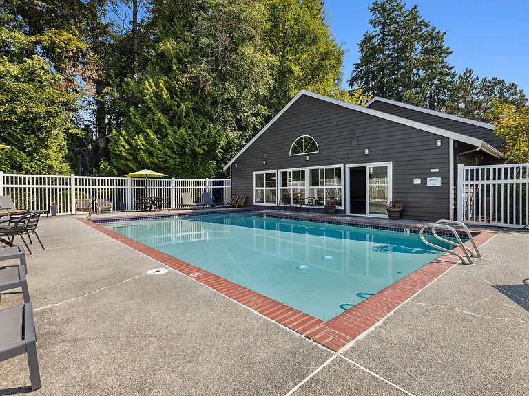 Glen Park At West Campus — Photo 45
