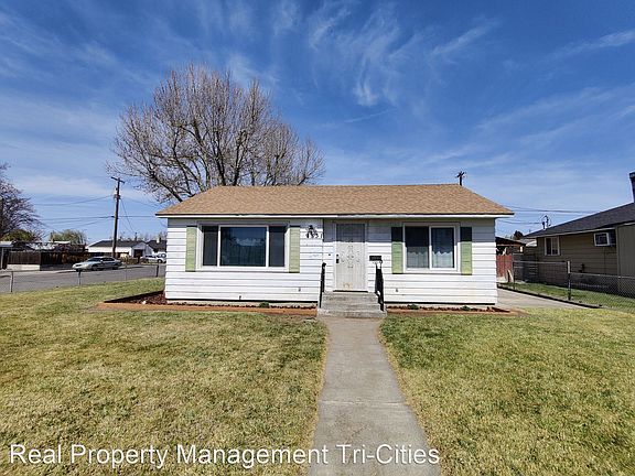 2nd image of 1831 W Yakima St