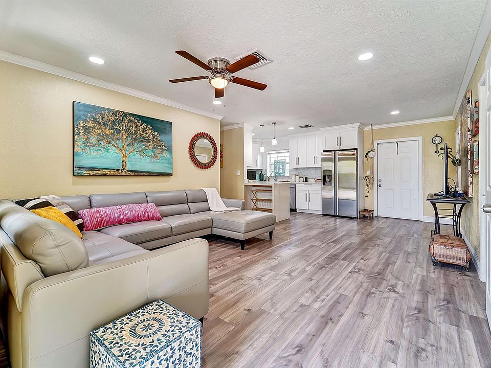 1st image of 1146 N Andrews Avenue