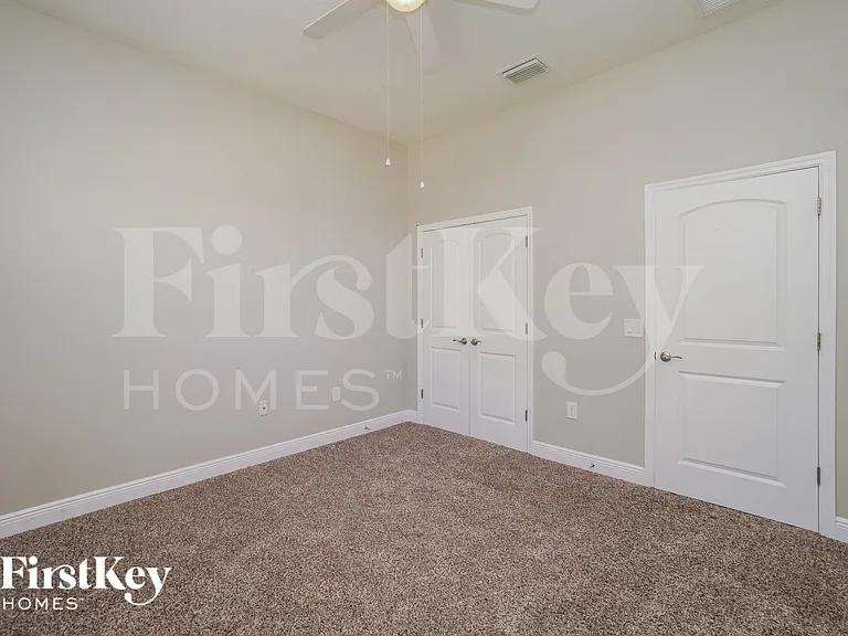12414 Drakefield Dr — Photo 10
