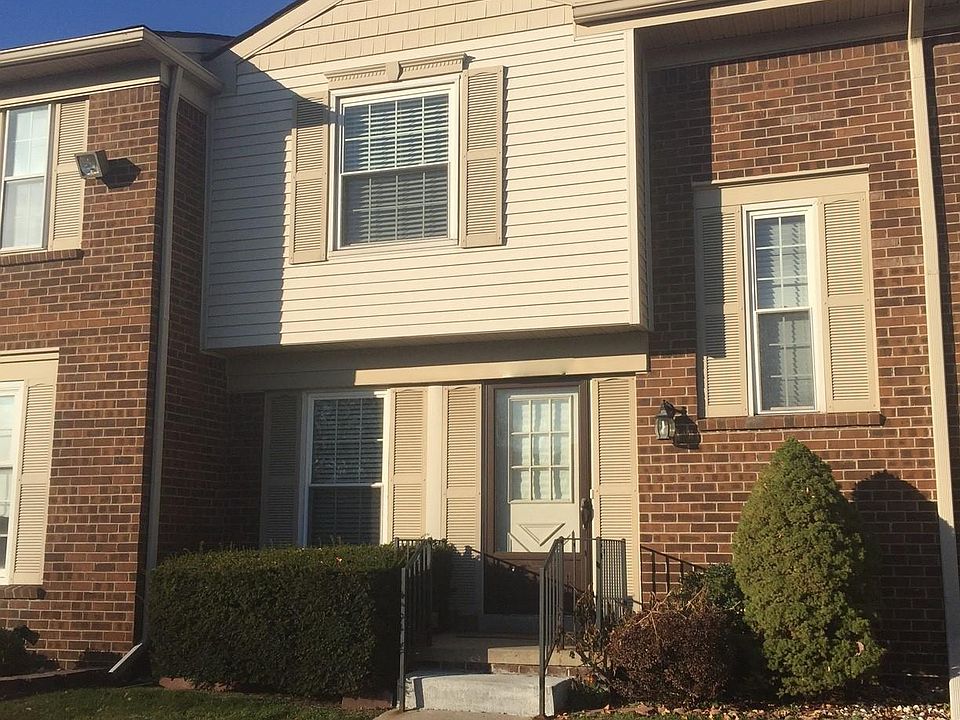1st image of 24573 Bashian Dr #1