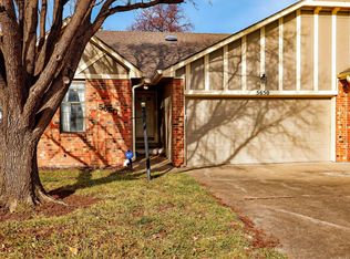 5650 SW Barrington Ct N #A, Topeka, KS 66614