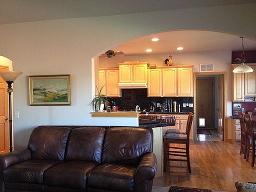 Great Room looking into Kit