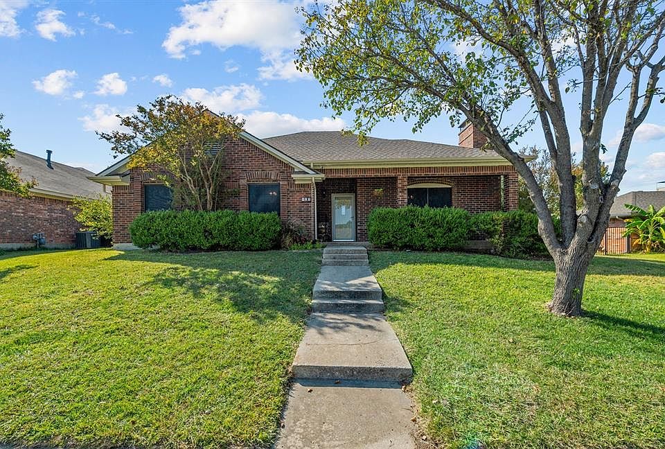 1st image of 107 Liberty Dr