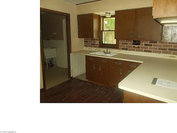 5th image of 142 Chesapeake Ct