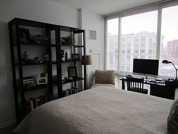 5th image of 888 Main St APT 1126