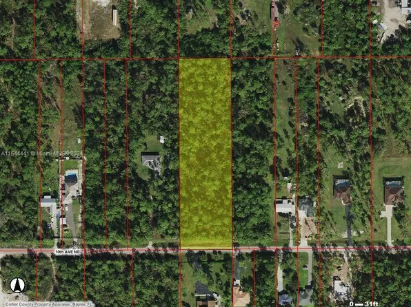 33 10th Ave NE, Naples, FL 34120