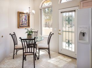 2368 W Via Di Silvio, Tucson, AZ 85704