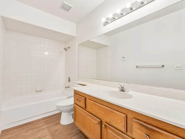4904 Spring Falls Way — Photo 20
