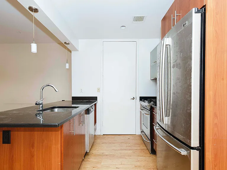 756 Myrtle Ave #4-B — Photo 8