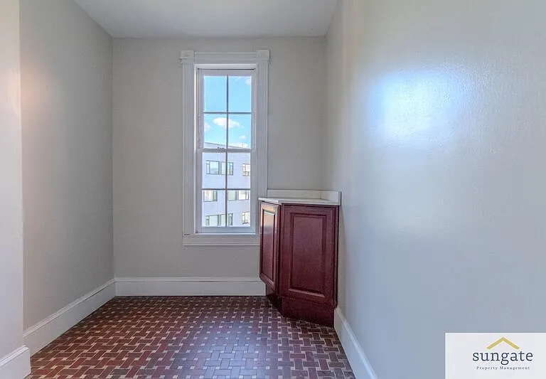 1729 Park Ave #4 — Photo 9