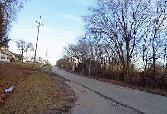 2nd image of 408 1st St