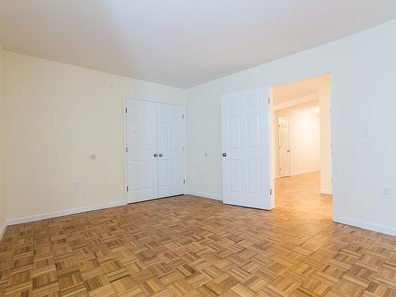 4th image of 174 Carroll St APT 1E