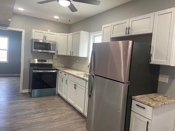 3rd image of 3440 Sackett Ave #1