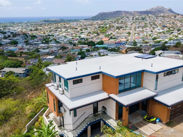 3841 Pukalani Pl, Honolulu, HI 96816