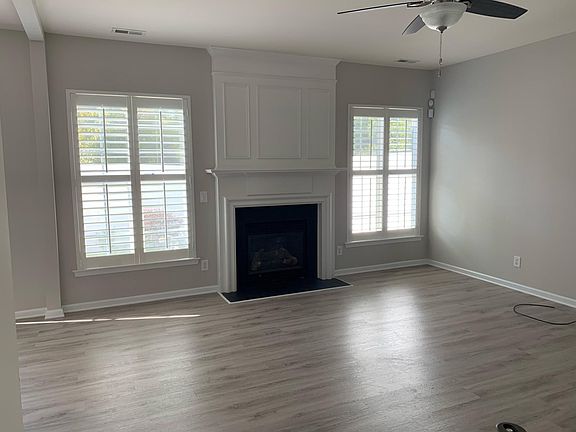 5th image of 9045 Bishop Crest Ln