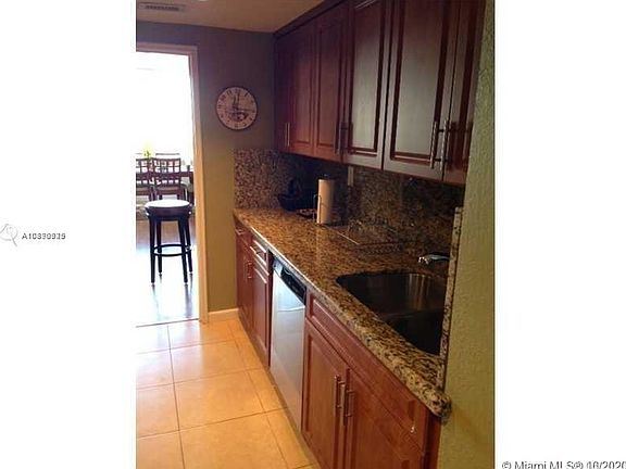 3rd image of 5401 Collins Ave APT 219