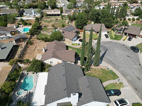 5th image of 6034 Laura Ln