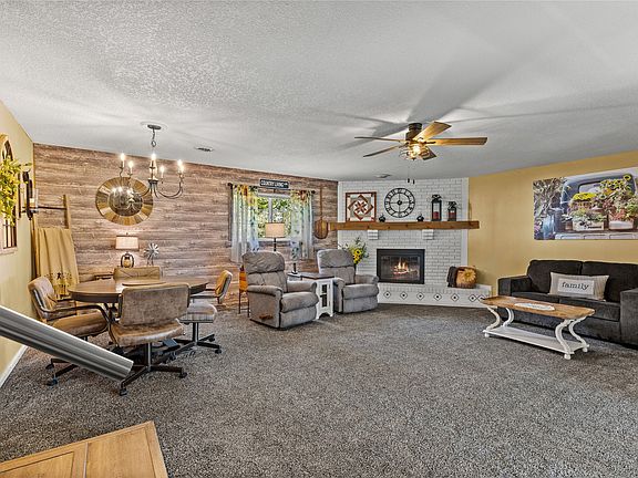 4th image of 11441 NE 38th St