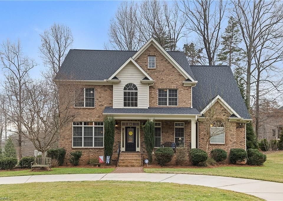1st image of 389 N Hiddenbrooke Dr
