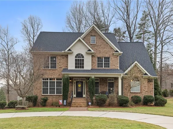 389 N Hiddenbrooke Dr, Advance, NC 27006