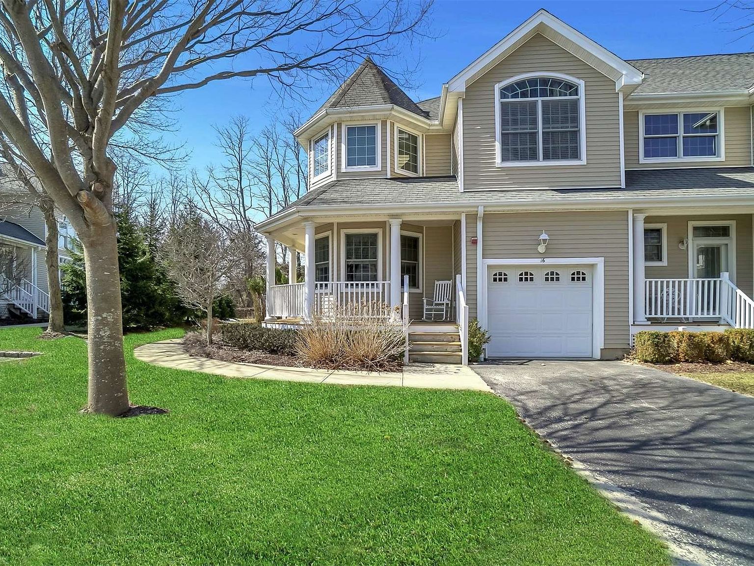 16 Emilys Way, East Setauket, NY 11733 Zillow