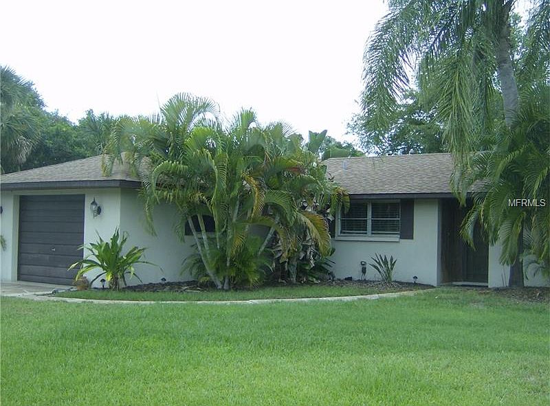 2nd image of 540 Cabana Rd