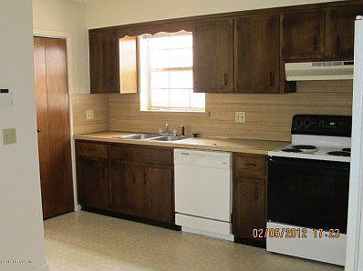2nd image of 6560 Arrowroot Dr